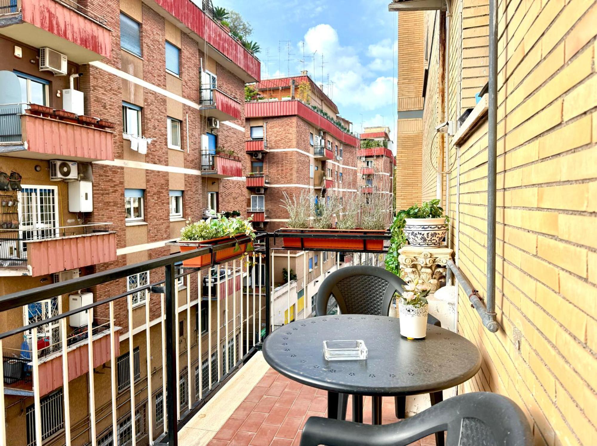 Apartmán 5 Min Da Metro San Paolo Řím Exteriér fotografie